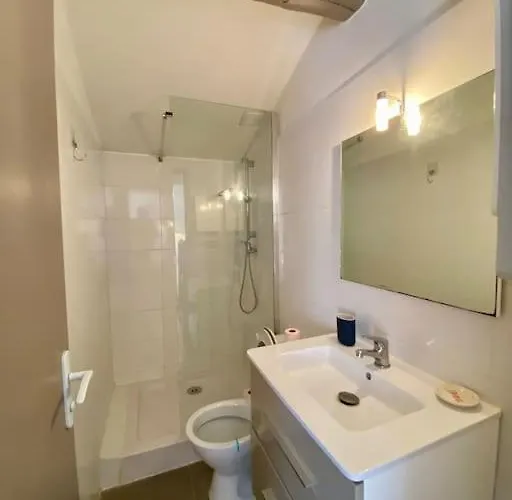 Le Grenier En Hyper Centre * نيم